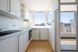 Helle 2 Zimmerwohnung mit Balkon und Aufzug in Bestlage am Nollendorfplatz, Tiefgarage möglich – Die vollständige Adresse der Immobilie erhältst du vom Anbieter., 10787 Schöneberg, Berlin – Vorschaubild 5