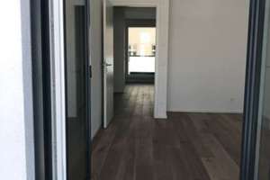 Nachmieter gesucht 01.03: 2-Zimmer Wohnung im 2. OG mit Balkon in Bogenhausen – Zaubzerstraße 29 a, 81677 Altbogenhausen, München – Vorschaubild 7