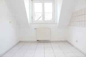 Helle 2-Zimmer-Dachwohnung mit Süd-Dachloggia und Tiefgaragenstellplatz in Taunusstein-Wehen – Aarstraße 217, 65232 Taunusstein – Vorschaubild 8