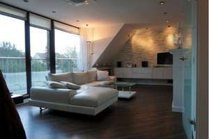 Klimatisierte Maisonette, möbliert, mit Dachterrasse, Garten & Stellplatz – Liedberger Weg 33, 40547 Lörick, Düsseldorf – Vorschaubild 3