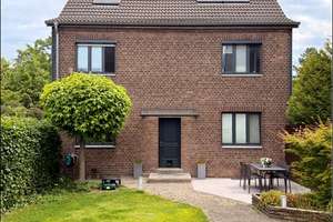 Historisches Backstein-Loft mit Ateliercharakter und Outdoor Pool