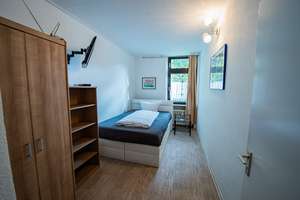 Gewerbe-Immobilie mit 4 FeWo in Rheinberg (Orsoy) – Egerstraße 7, 47495 Rheinberg – Vorschaubild 16