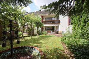 Charmantes Reihenmittelhaus mit Gestaltungsspielraum – ideal für Familien oder Paare mit Ideen! – Lichtenturmweg 23, 33100 Kernstadt, Paderborn – Vorschaubild 1