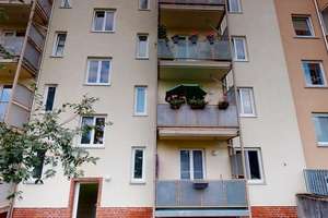 Balkonwohnung in ruhiger Seitenstraße gelegen