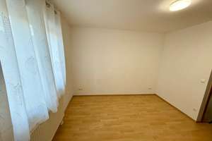 Lebendiger Alltag in Ludwigshafen: 3-Zimmer-Wohnung mit Balkon – 67063 Nord-Hemshof, Ludwigshafen am Rhein – Vorschaubild 6