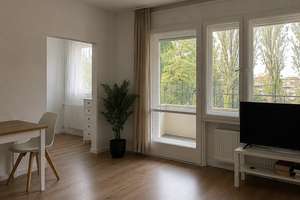 1.5 Zimmer in Berlin: Wohnung in Lankwitz – Bruchwitzstraße 4, 12247 Lankwitz, Berlin – Vorschaubild 3