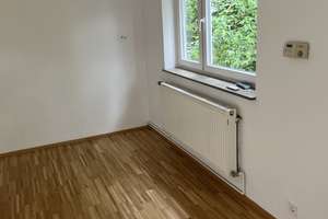 Schöne helle neu renovierte 2 Zimmerwohnung mit Balkon in Stuttgart Nord – Relenbergstraße 27 a, 70174 Relenberg, Stuttgart – Vorschaubild 11