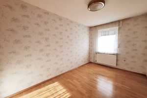 Charmantes Reihenmittelhaus in beliebter Lage mit Balkon, Garten und Garage – Nürnberg – Vorschaubild 15