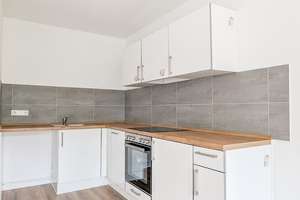 Stadtfeld Ost - großzügige 2-Zimmer mit Ankleide, modernem Bad, Einbauküche & Aufzug ab 08/2026 – Goethestraße 25, 39108 Stadtfeld Ost, Magdeburg – Vorschaubild 3