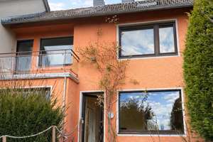 Gepflegtes Reihenmittelhaus im Ostviertel Göttingens mit Ausbaureserve im Dachgeschoss – Die vollständige Adresse der Immobilie erhältst du vom Anbieter., 37075 Oststadt, Göttingen – Vorschaubild 1