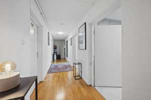 Exklusive möblierte Zimmer in Münchner Altbauwohnung – Die vollständige Adresse der Immobilie erhältst du vom Anbieter., 81543 Untergiesing, München – Vorschaubild 2