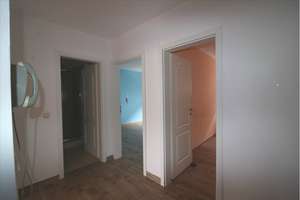 * WOHNEN AN DER ALTEN FEUERWACHE * 2 ZI-Whg. 1.ET mit Balkon, Stellplatz und Aufzug, Florastr. – Die vollständige Adresse der Immobilie erhältst du vom Anbieter., 47799 Cracau, Krefeld – Vorschaubild 3