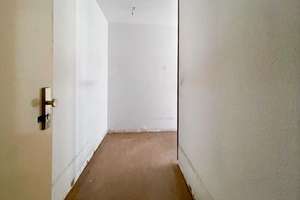 Freie Wohnung im Hochparterre mit Renovierungs- und Modernisierungsbedarf in Schilksee – Langenfelde 119, 24159 Schilksee, Kiel – Vorschaubild 5
