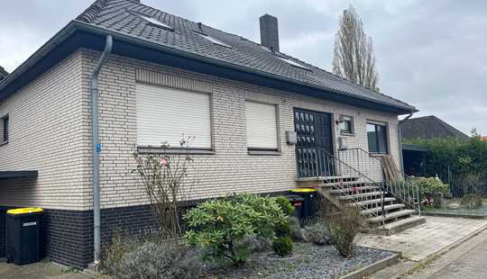 Bild von Provisionfrei Großzügiges Einfamilienhaus mit Einliegerwohnung in Lehrte Hämelerwald