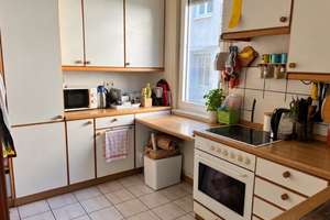 "Attraktive 4-Zi.-ETW in S-Untertürkheim – viel Potenzial für Eigennutzer & Kapitalanleger" – 70327 Untertürkheim (Ortsteil), Stuttgart – Vorschaubild 5