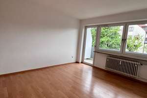 TOP Lage am Stadtpark Pasing! 3 ZKB mit Balkon  – jetzt gestalten, langfristig profitieren. – Die vollständige Adresse der Immobilie erhältst du vom Anbieter., 81243 Pasing, München – Vorschaubild 1