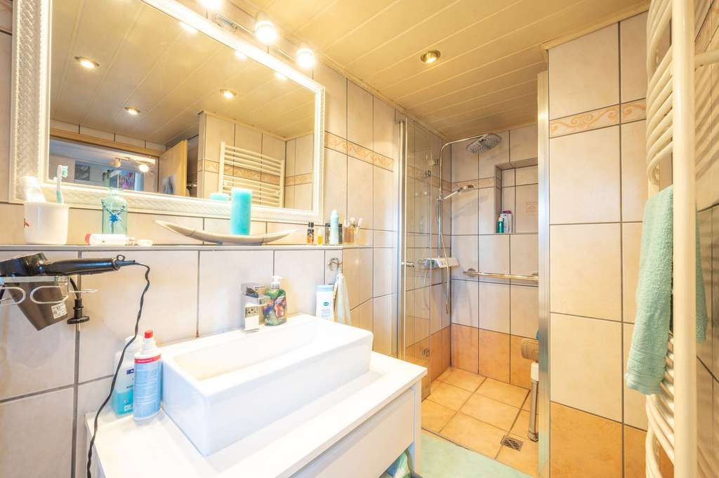 Immobilie in Nienstädt - Charmantes freistehendes Einfamilienhaus mit großzügigem Südgrundstück in ruhiger Lage - Bild 3