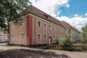Gut gelegene 3-Zimmer-Wohnung in der Innenstadt // 1.OG links – Goethestr. 35, 38440 Stadtmitte (Ortsteil), Wolfsburg – Vorschaubild 2
