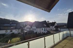 Großzügige 5 ZKB Wohnung mit Einbauküche und Balkon