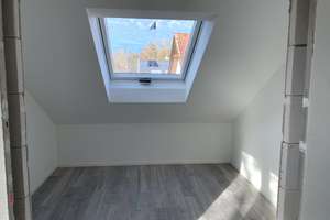 Moderne, hochwertige  Doppelhaushälfte mit sonnigem Garten und Süd-Terrasse – Wichertstr. 22, 80993 Alt-Moosach, München – Vorschaubild 22