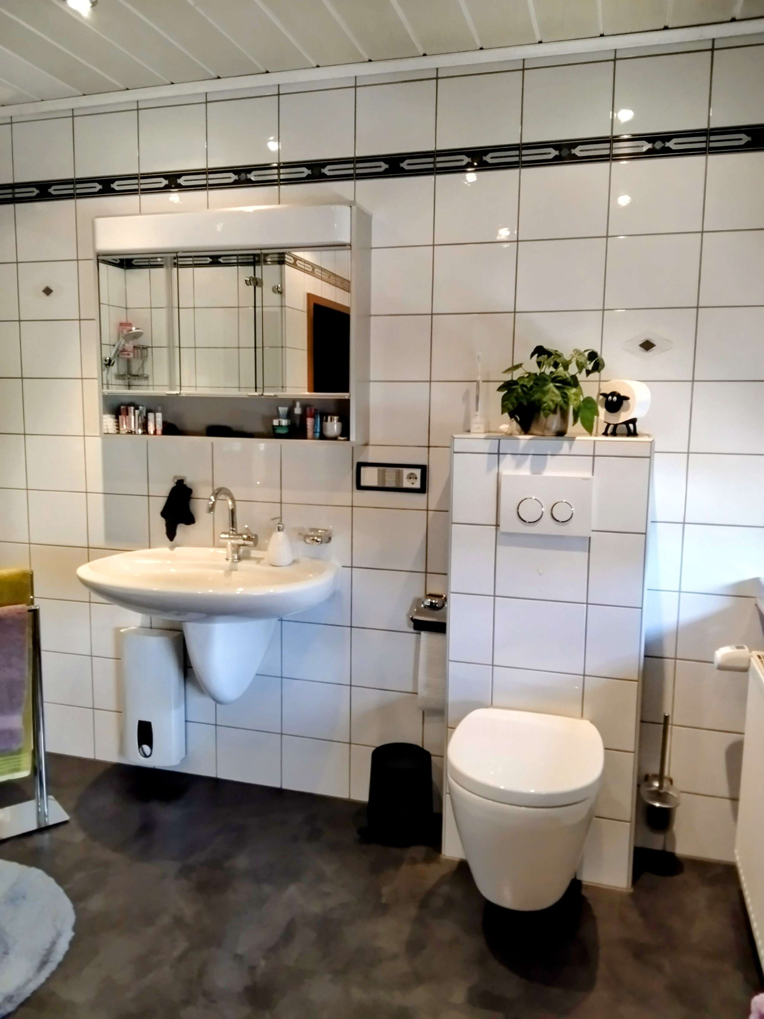 Immobilie in Großniedesheim - Einfamilienhaus mit 7 Zimmern und 230 m² Wohnfläche in Großniedesheim - Bild 6