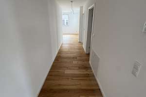 Naturholz, Licht und viel Platz für das junge (bzw. jugendlich gebliebene) Paar mit Anspruch – Wilhelm-Leuschner-Str. 2, 64560 Riedstadt – Vorschaubild 11