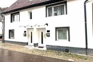 2 Doppelhaushälften - ein Preis, aktuell werden beide als Airbnb Ferienhäuser vermietet – Göppingen (Kreis) – Vorschaubild 1