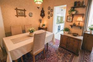 Familienwohnung. Vier Zimmer. Am Klinikum. Gepflegt, aber anpassungsbedürftig. – 42653 Gräfrath, Solingen – Vorschaubild 6