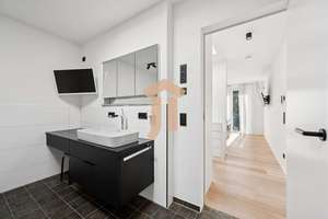 Luxus Pur - Designerwohnung in Heilbronn Ost suchen neuen Eigentümer – Die vollständige Adresse der Immobilie erhältst du vom Anbieter., 74072 Heilbronn, Heilbronn – Vorschaubild 12
