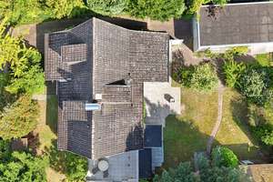 Platzreiches Einfamilienhaus auf sonnigem Grundstück in Hamburg Sasel – Die vollständige Adresse der Immobilie erhältst du vom Anbieter., 22393 Sasel, Hamburg – Vorschaubild 6