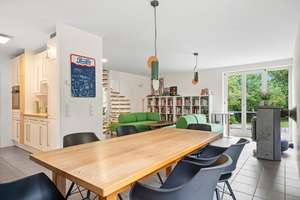Schöner leben in Oberisling: großes EFH mit ELW und herrlichem Grundstück! – Die vollständige Adresse der Immobilie erhältst du vom Anbieter., 93053 Oberisling-Graß, Regensburg – Vorschaubild 9