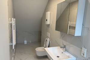 Exklusive Maisonette-Wohnung (3 Zimmer) mit Balkon & Klimaanlage & Küche – Erstbezug – Klosterstraße 58b, 40211 Stadtmitte, Düsseldorf – Vorschaubild 16