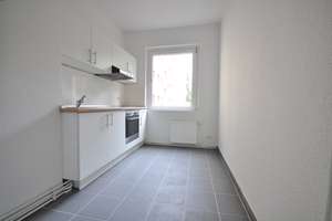 **Erstbezug nach Sanierung** Badewanne, Einbauküche und Laminat – Große Barlinge 1, 30171 Südstadt, Hannover – Vorschaubild 8