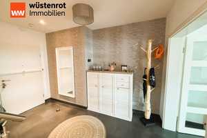 Exklusive Maisonettenwohnung: Modernes Wohnen auf 210 m² mit Stil und Komfort – Enzkreis – Vorschaubild 1