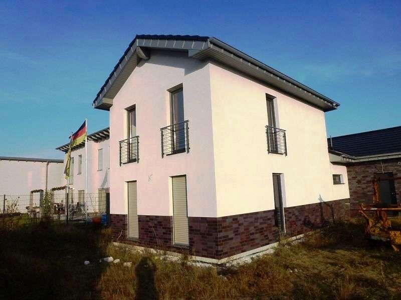 Lagerhalle + Büro auf 1000 qm Grundstück