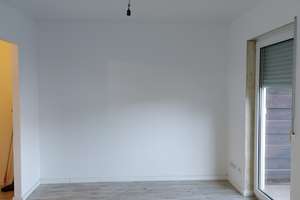 Charmantes 1-Zimmer Apartment im 2. OG in Mannheim-Rheinau – Stengelhof Strasse 4a, 68219 Rheinau, Mannheim – Vorschaubild 3