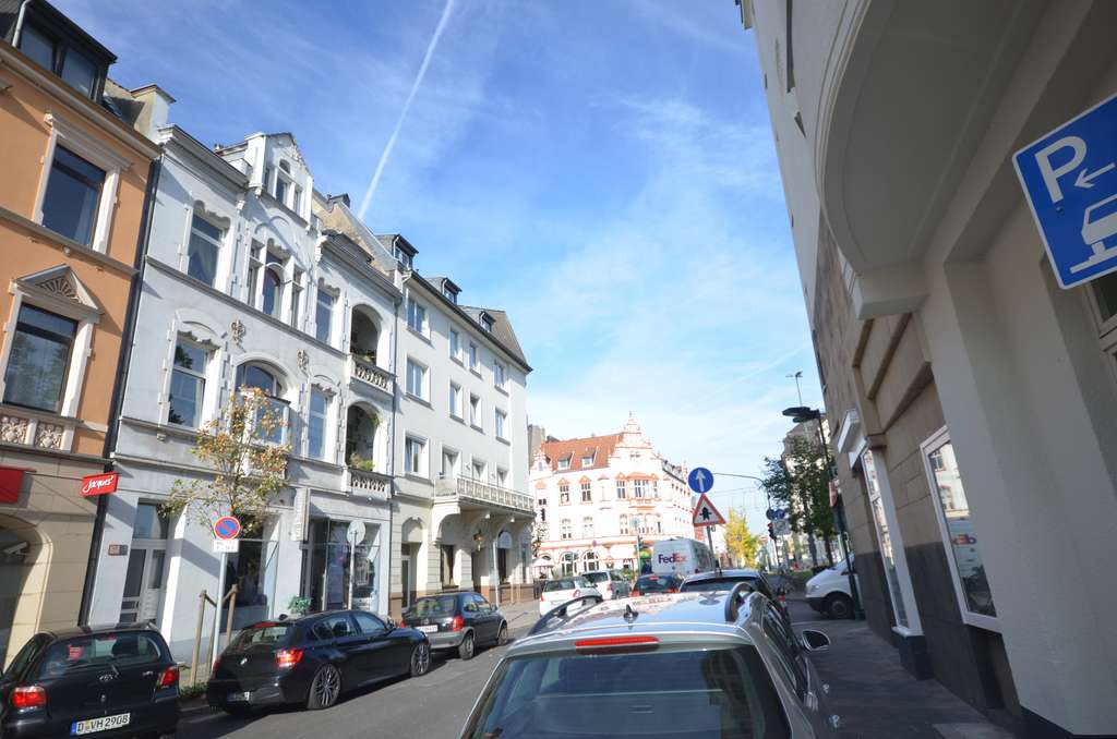Helle, sehr gepflegte Eigentumswohnung mit Sonnenbalkon