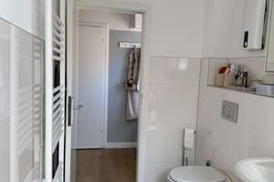 3-Zimmer-Wohnung zur Miete  60m² Dachgeschoss im 3-Familien-Haus mit Garten – Die vollständige Adresse der Immobilie erhältst du vom Anbieter., 45359 Schönebeck, Essen – Vorschaubild 2