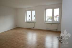 Tolle Aussicht vom Balkon - praktische 3 Raum Wohnung in Stadtfeld-Ost ist ab sofort bezugsfrei – 39108 Stadtfeld Ost, Magdeburg – Vorschaubild 2