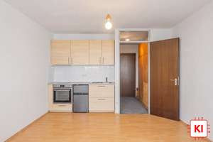 Weitblick über das Olympiadorf: Bezugsfreies Apartment mit Südloggia im denkmalgeschützten Ensemble – Die vollständige Adresse der Immobilie erhältst du vom Anbieter., 80809 Am Riesenfeld, München – Vorschaubild 8