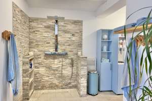 Technisch und energetisch Neuwertige Villa mit Pool, luxuriösem Wellnessbereich, Parkgrundstück. – Die vollständige Adresse der Immobilie erhältst du vom Anbieter., 33154 Salzkotten – Vorschaubild 32