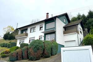 Großes Haus 
als Ein-/Zweifamilienhaus – Die vollständige Adresse der Immobilie erhältst du vom Anbieter., 56659 Burgbrohl – Vorschaubild 1