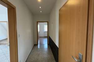 Lichtdurchflutete Dachgeschosswohnung in Hiddenhausen – Die vollständige Adresse der Immobilie erhältst du vom Anbieter., 32120 Hiddenhausen – Vorschaubild 2
