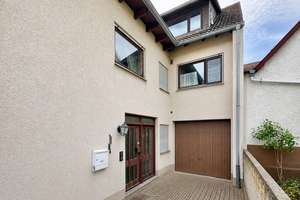Zwei Häuser zum Preis von einem: Einfamilienhaus mit Ausbaupotenzial + separates Wohnhaus – 97956 Werbach – Vorschaubild 2