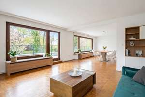 Im Herzen von Blankenese - sonniges Penthouse mit grosser Terrasse und Blick in den Goßlers Park – Die vollständige Adresse der Immobilie erhältst du vom Anbieter., 22587 Blankenese, Hamburg – Vorschaubild 1