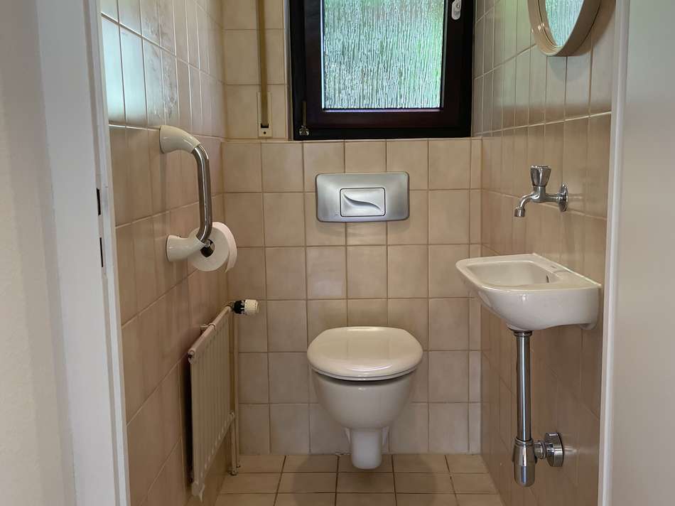 Gäste-WC EG