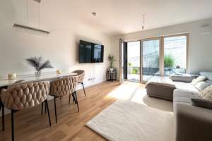 Erdgeschoss-Juwel mit privatem Garten Modern, barrierefrei &amp; perfekt gelegen am Hindenburgpark – Die vollständige Adresse der Immobilie erhältst du vom Anbieter., 85057 Nordwest, Ingolstadt – Vorschaubild 2
