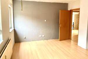 Freundliches Haus mit sechs Zimmern und EBK in Heinsberg – Aphovener Straße 33, 52525 Heinsberg (Kreis) – Vorschaubild 7