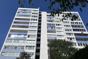 Helle 1 Zi-Wohnung mit Wintergarten - behindertengerecht -  modernisiert 2023 -  Mainpark Offenbach – 63065 Mathildenschule, Offenbach am Main – Vorschaubild 2