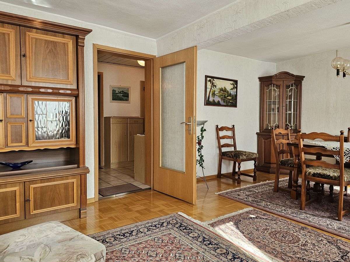 Immobilie in Birkenfeld - **Birkenfeld-Gräfenhausen**2-FH mit Scheune, großer Einfahrt, imposanter Außenanlage und Garten** - Bild 18